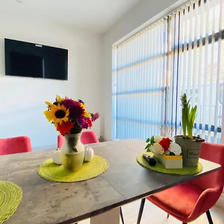 Shadwell - Walking Distance To Tower Bridge, Two Stations In Close Proximity London Exterior photo