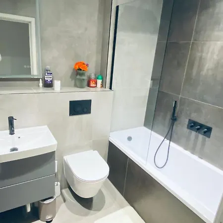 Shadwell - Walking Distance To Tower Bridge, Two Stations In Close Proximity London Exterior photo